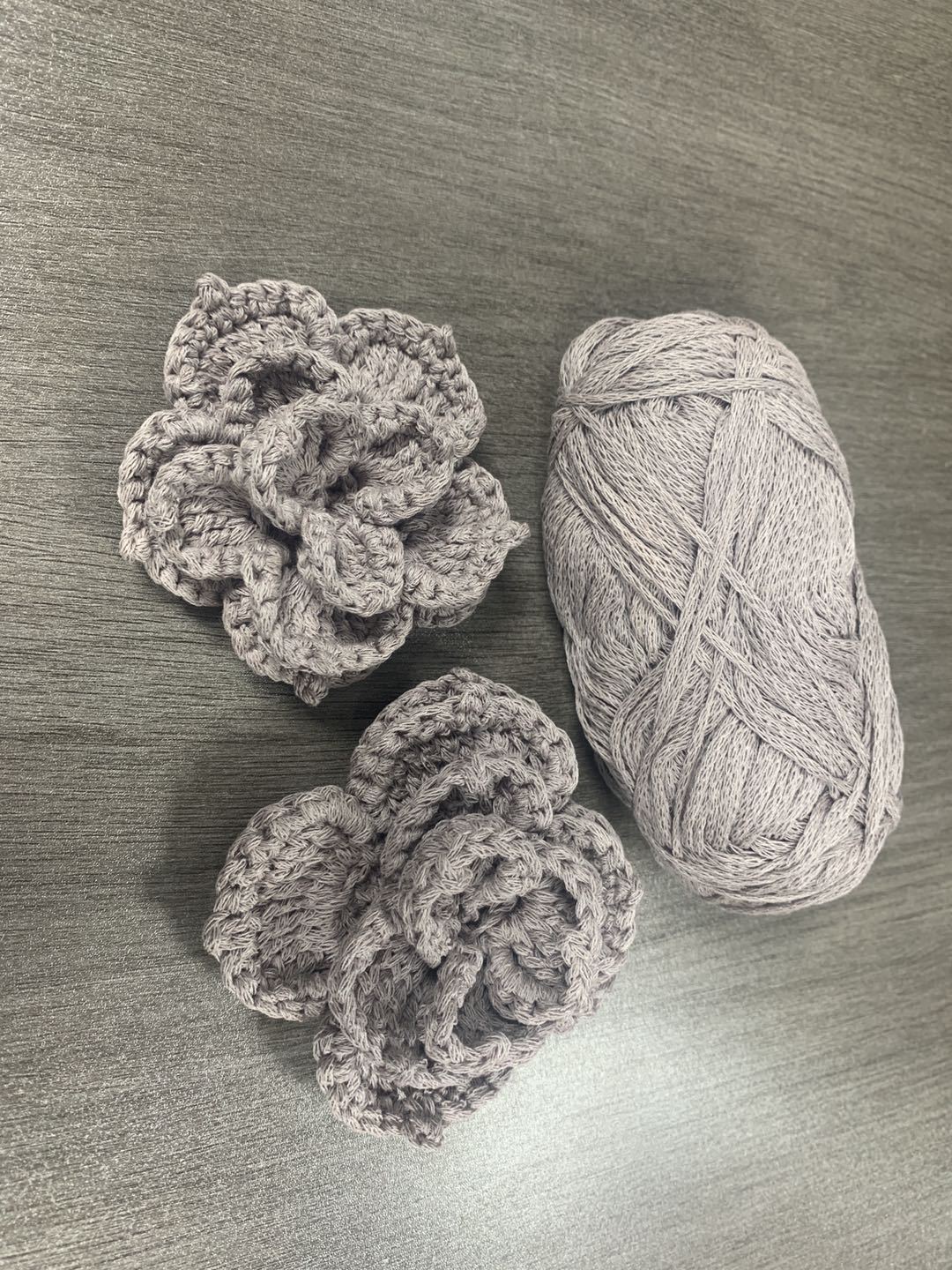 color changing Yarn ball